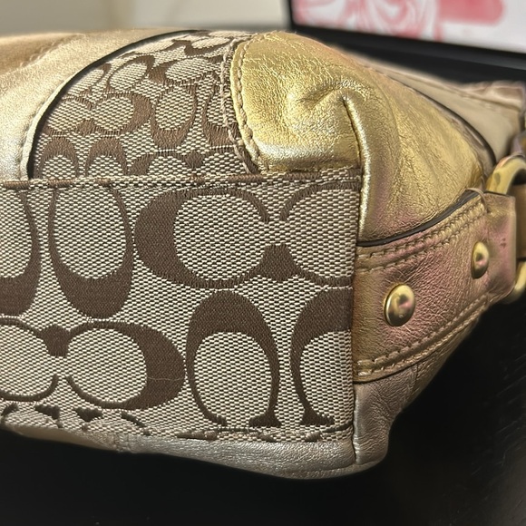 Coach Carly Patchwork Gold Shoulder Bag EUC - Picture 8 of 14